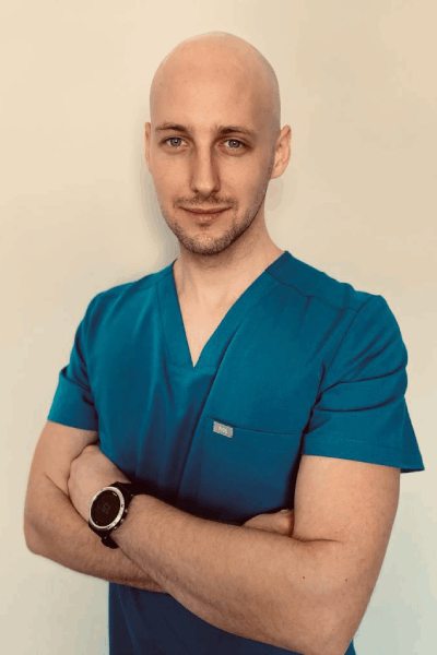 Artur Krakowiak - lekarz ortopeda
